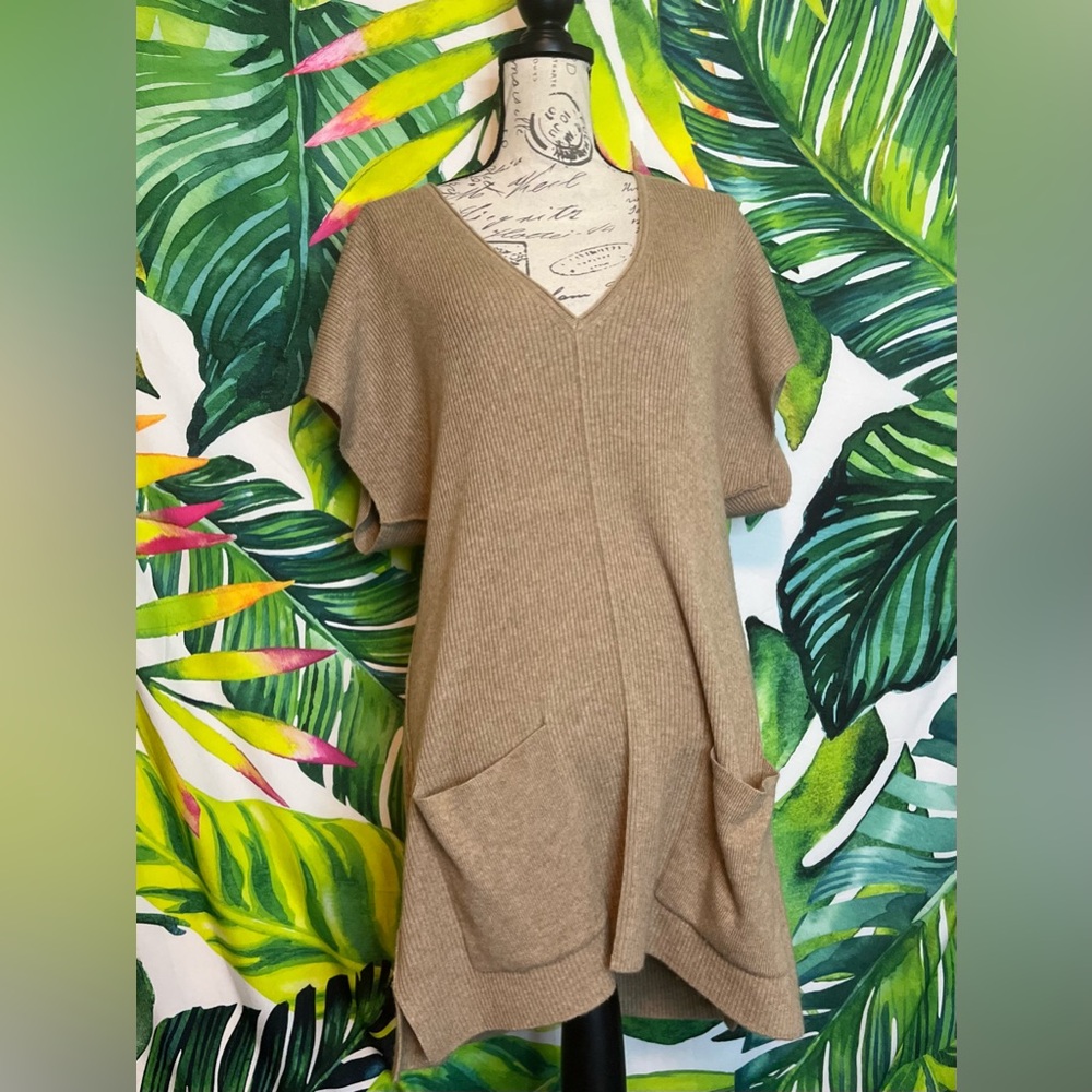Tommy Bahama L Fall Lounge Preppy Camel Tan Ribbed Tunic Sleeveless Sweater Vest
